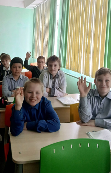 Наши ученики участвуют в региональной акции "Едем в лето, соблюдая ПДД"!.